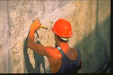 Operación y mantenimiento de maquinaria de construcción